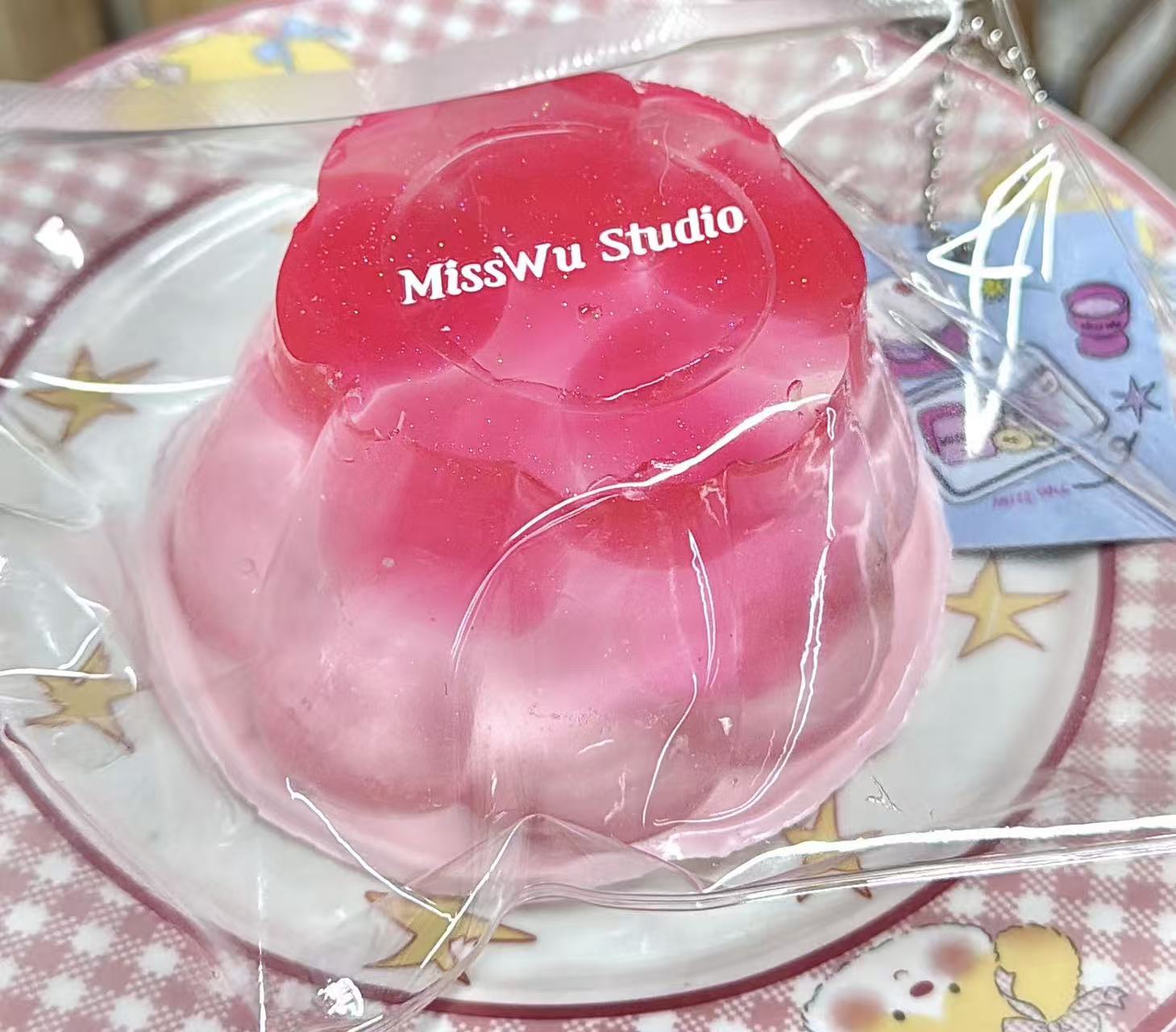 MISS WU スクイーズ　ピンクラムネプリン