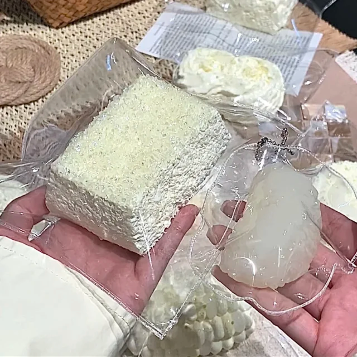 予約　奶油乔一 スクイーズ 奶油泥 XL サイズ