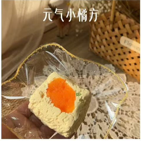 予約　LULU鹿 スクイーズ 干酪泥 ミニ